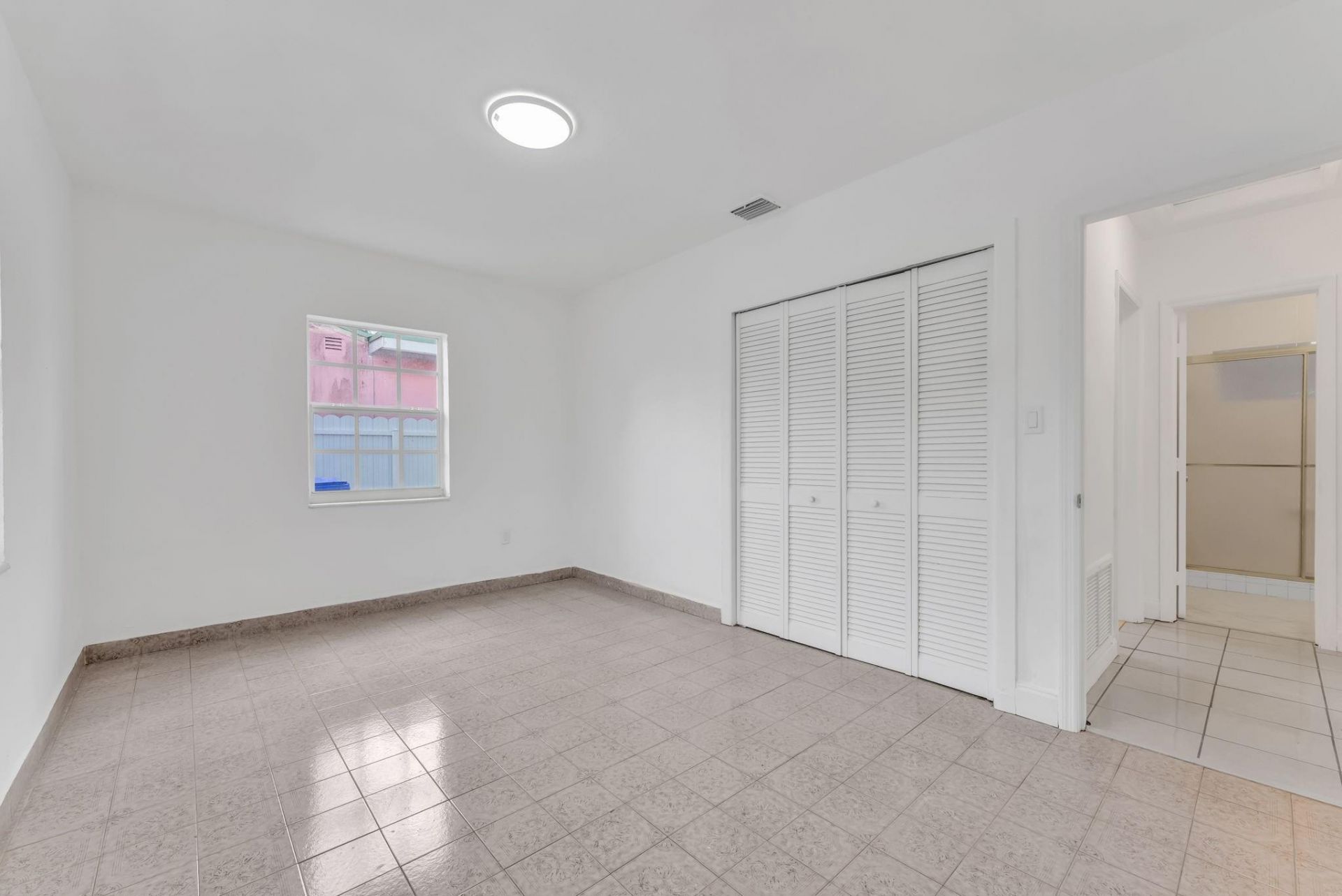 830 NW 30th Court, Miami, FL 33125 Photo