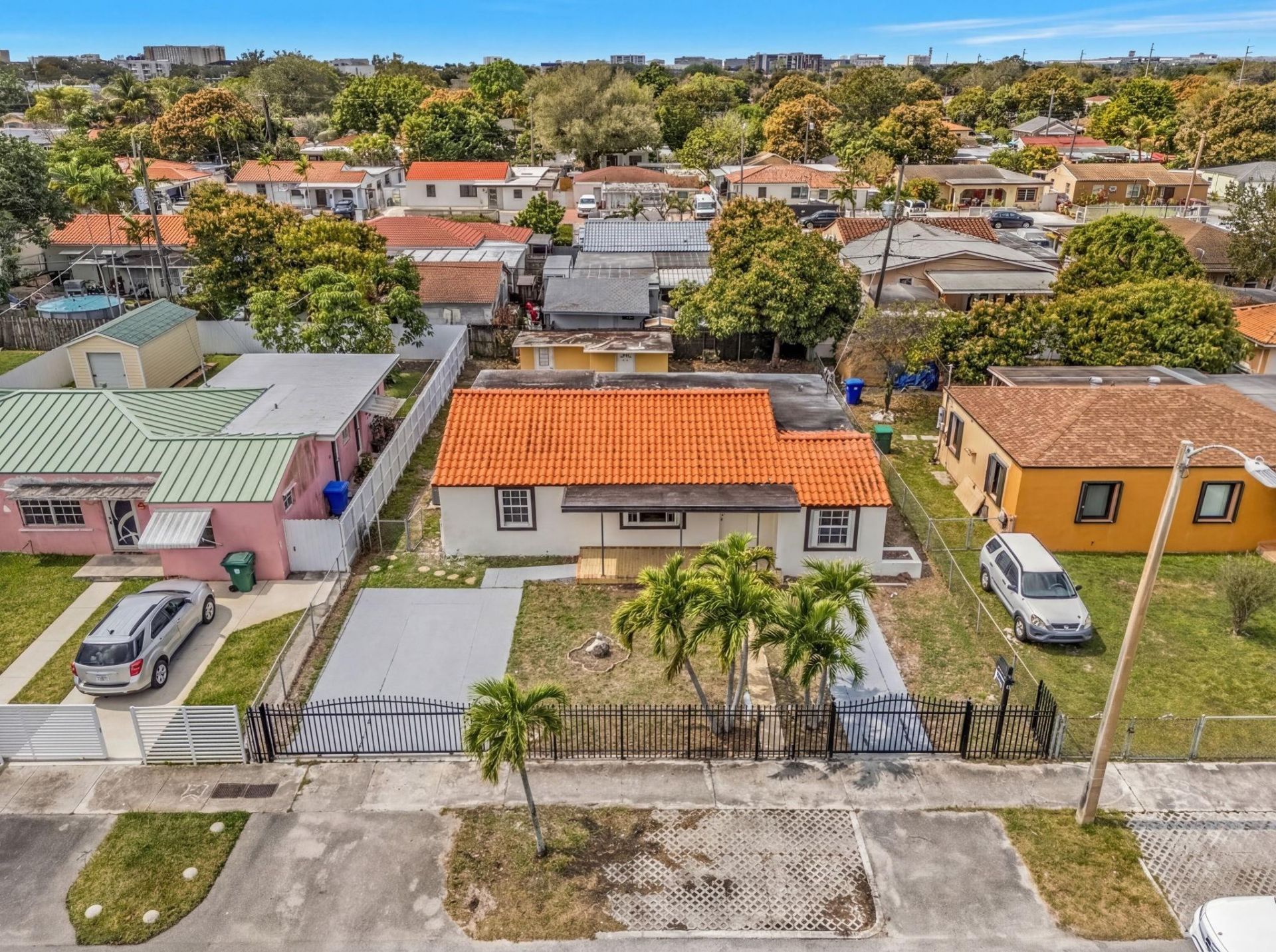 830 NW 30th Court, Miami, FL 33125 Photo