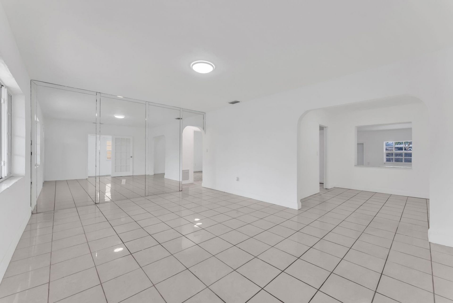 830 NW 30th Court, Miami, FL 33125 Photo