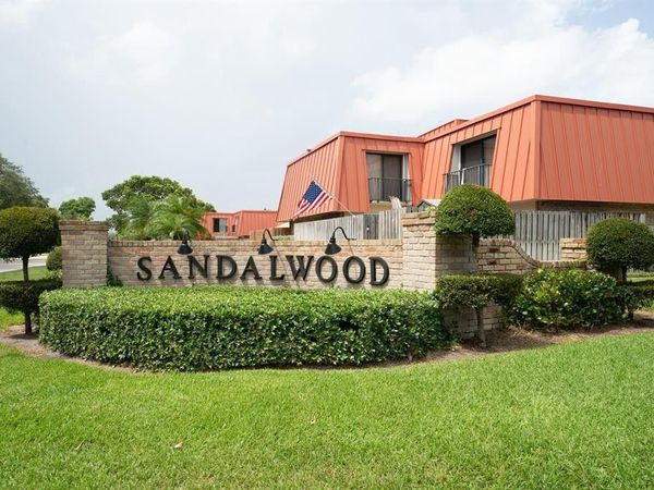 3310 Meridian Way S, Unit A, Palm Beach Gardens, FL 33410