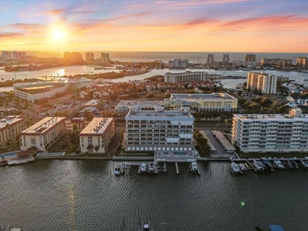 125 ISLAND WAY , Unit 602, CLEARWATER BEACH, FL 33767