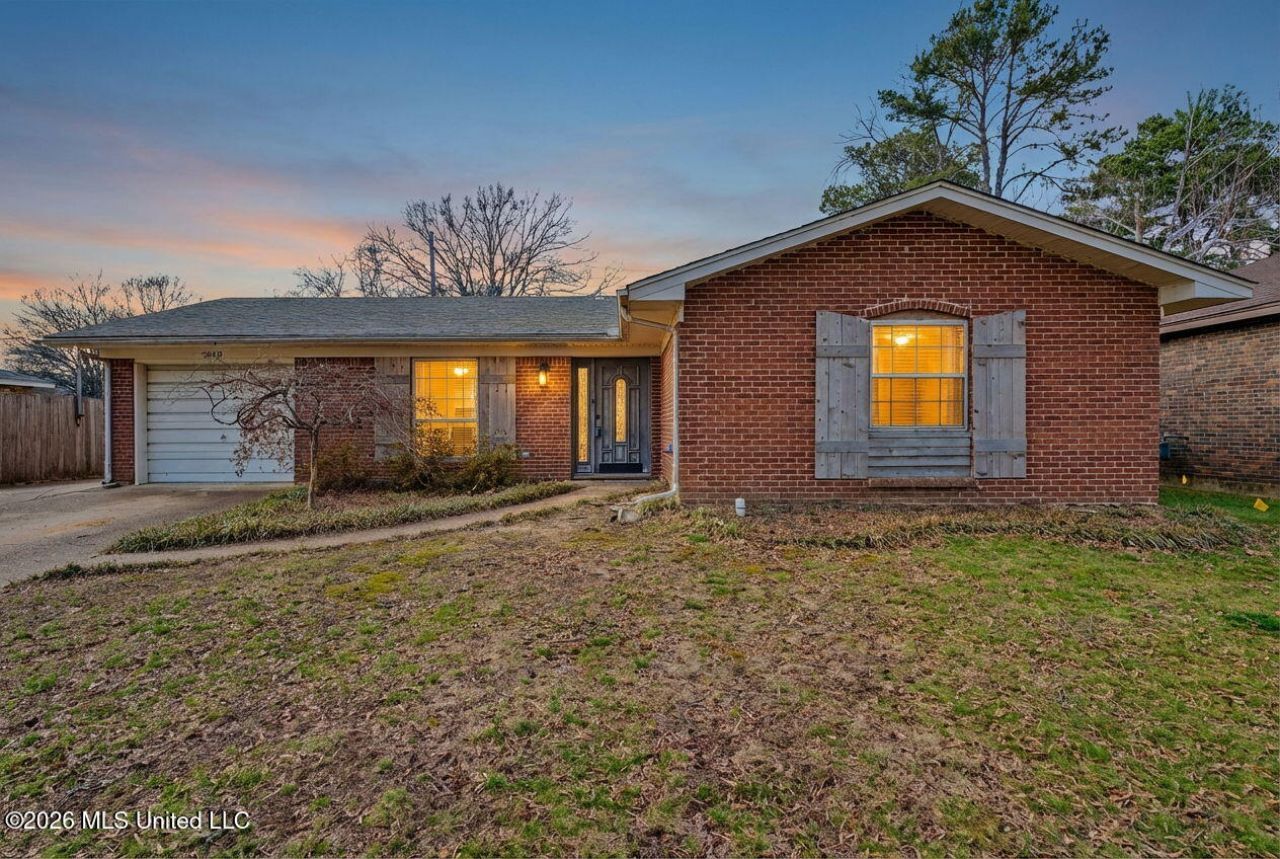 7869 Brentwood Drive, Southaven, MS 38671 Main Photo