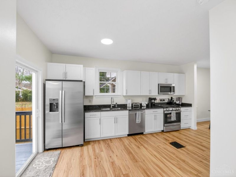 3437 Cardiff Avenue, Cincinnati, OH 45209 Photo 9