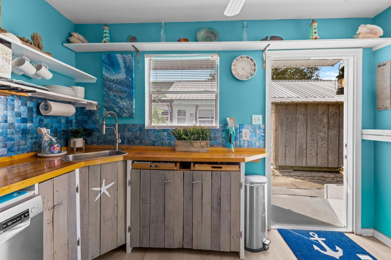 51-3 Pine Street, Carrabelle, FL 32323 Photo