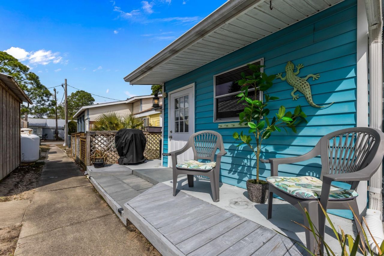 51-3 Pine Street, Carrabelle, FL 32323 Photo