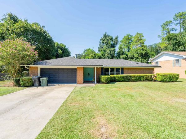 818 Barrie Avenue, Tallahassee, FL 32303