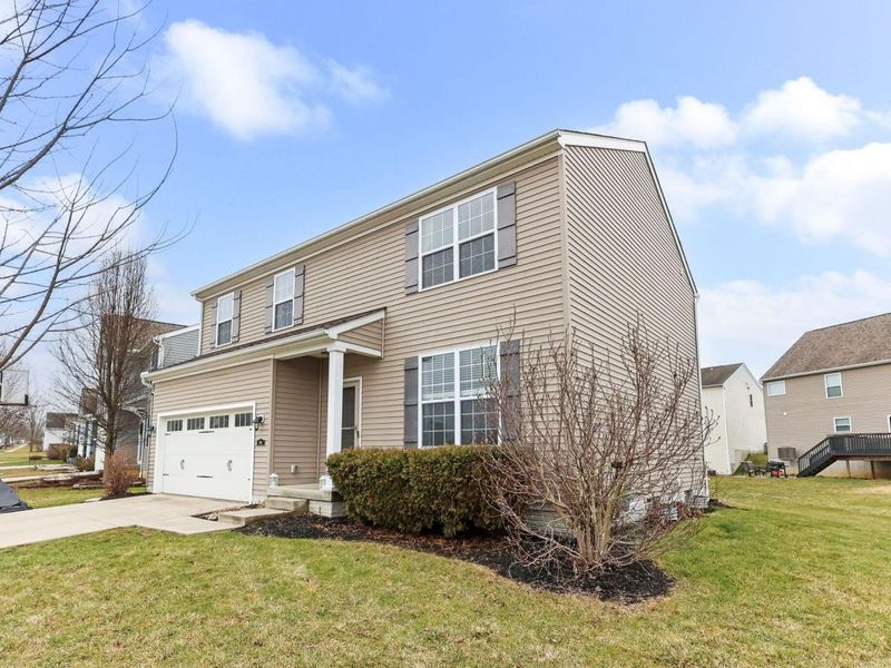 891 Orwell Street, Lithopolis, OH 43136 Photo 4