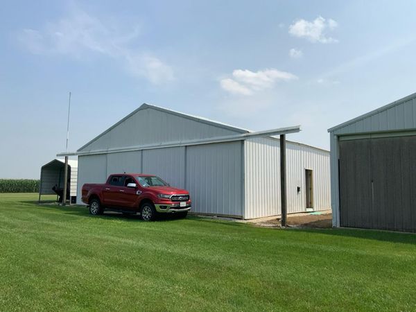 18290 Winfield Rd, Unit 6, Bristol, WI 53104