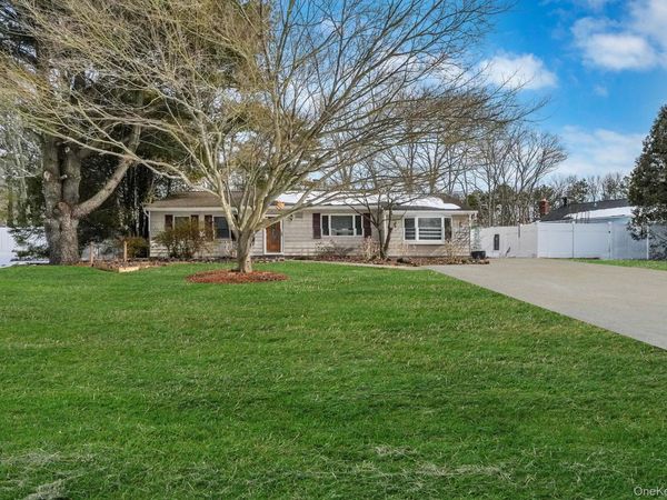 3 Timber Trail Lane , Medford, NY 11763