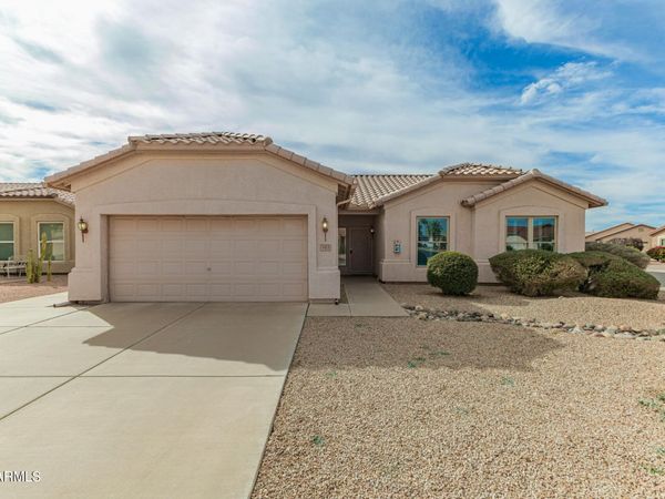 1413 E PEACH TREE Drive, Chandler, AZ 85249