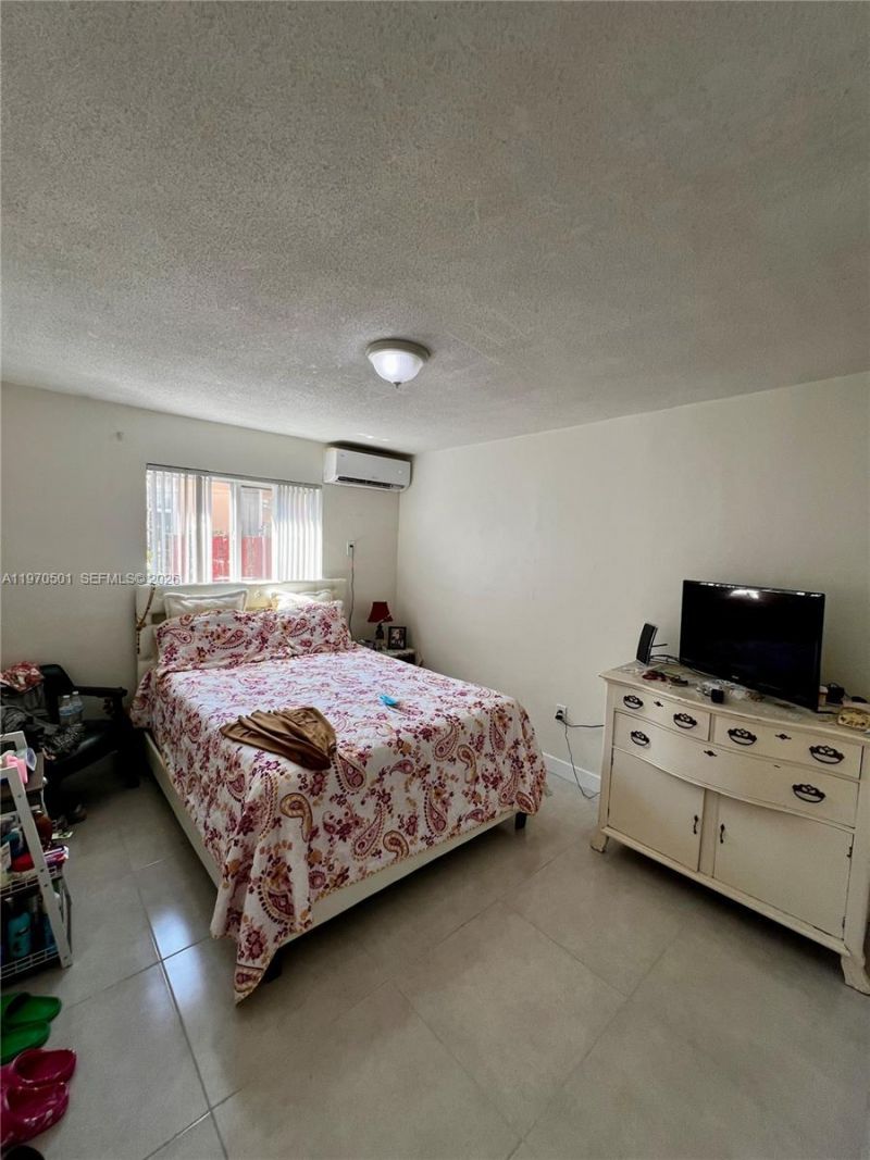 1836 SW 6th St, Miami, FL 33135 Photo