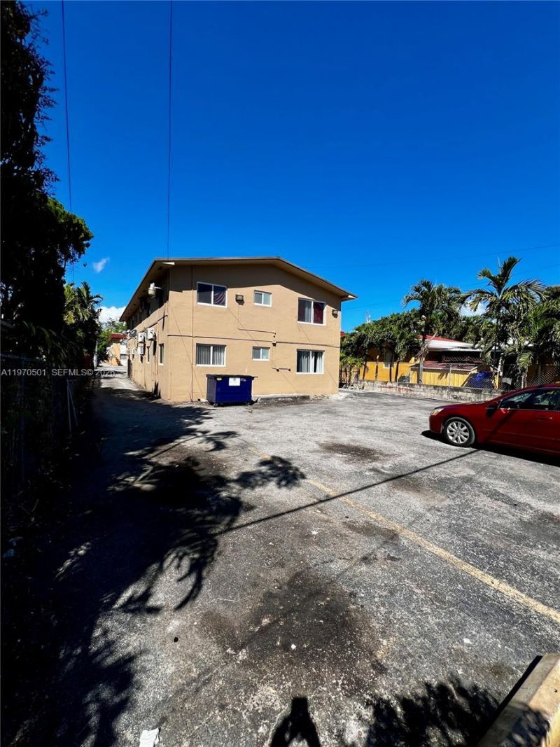 1836 SW 6th St, Miami, FL 33135 Photo