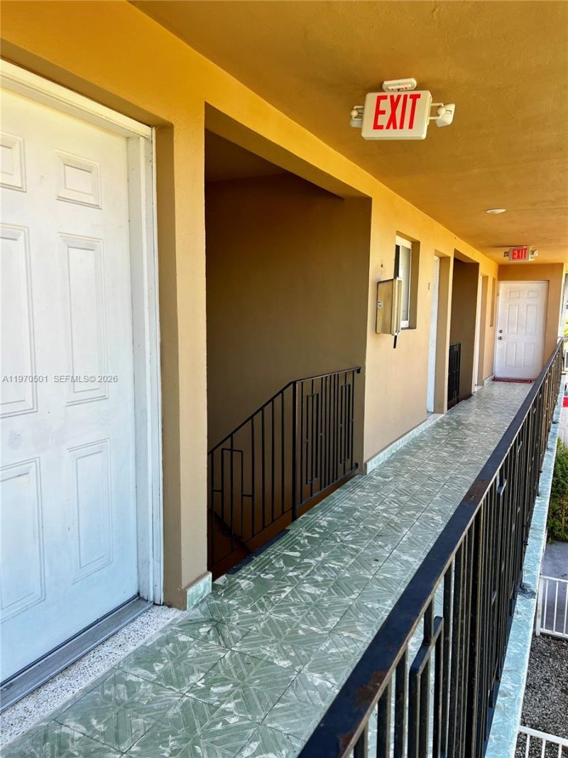 1836 SW 6th St, Miami, FL 33135 Photo