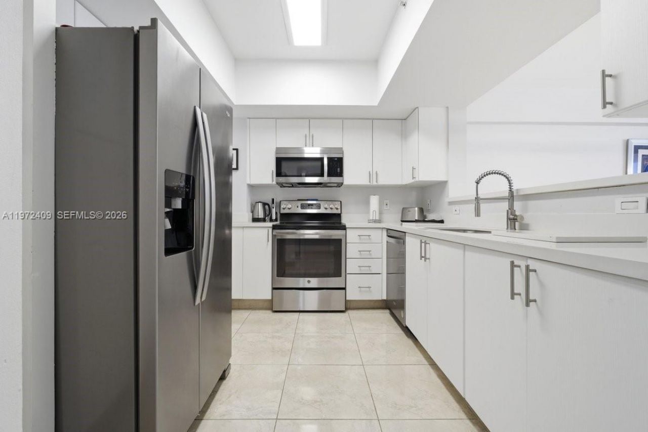 17375 Collins Ave , Unit 1506, Sunny Isles Beach, FL 33160 Photo