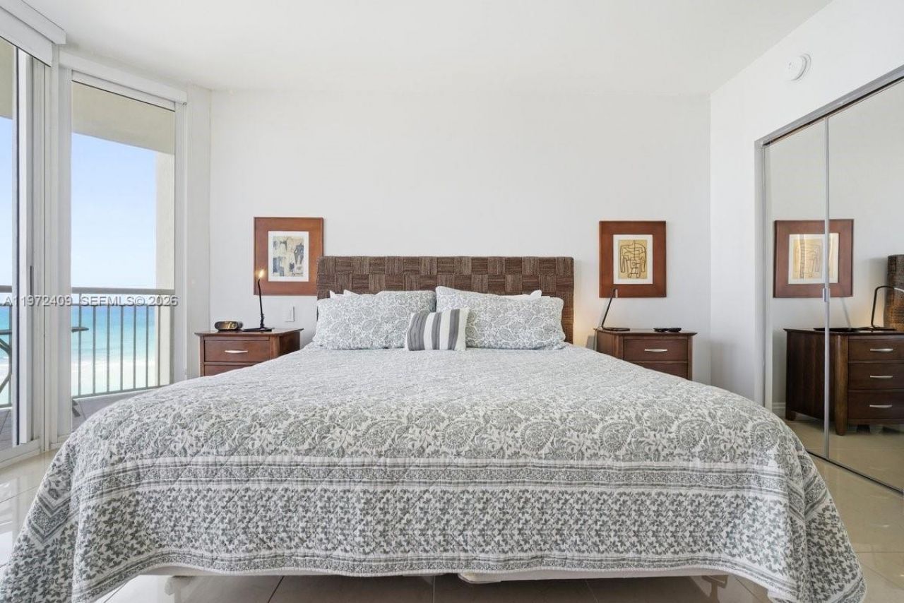 17375 Collins Ave , Unit 1506, Sunny Isles Beach, FL 33160 Photo