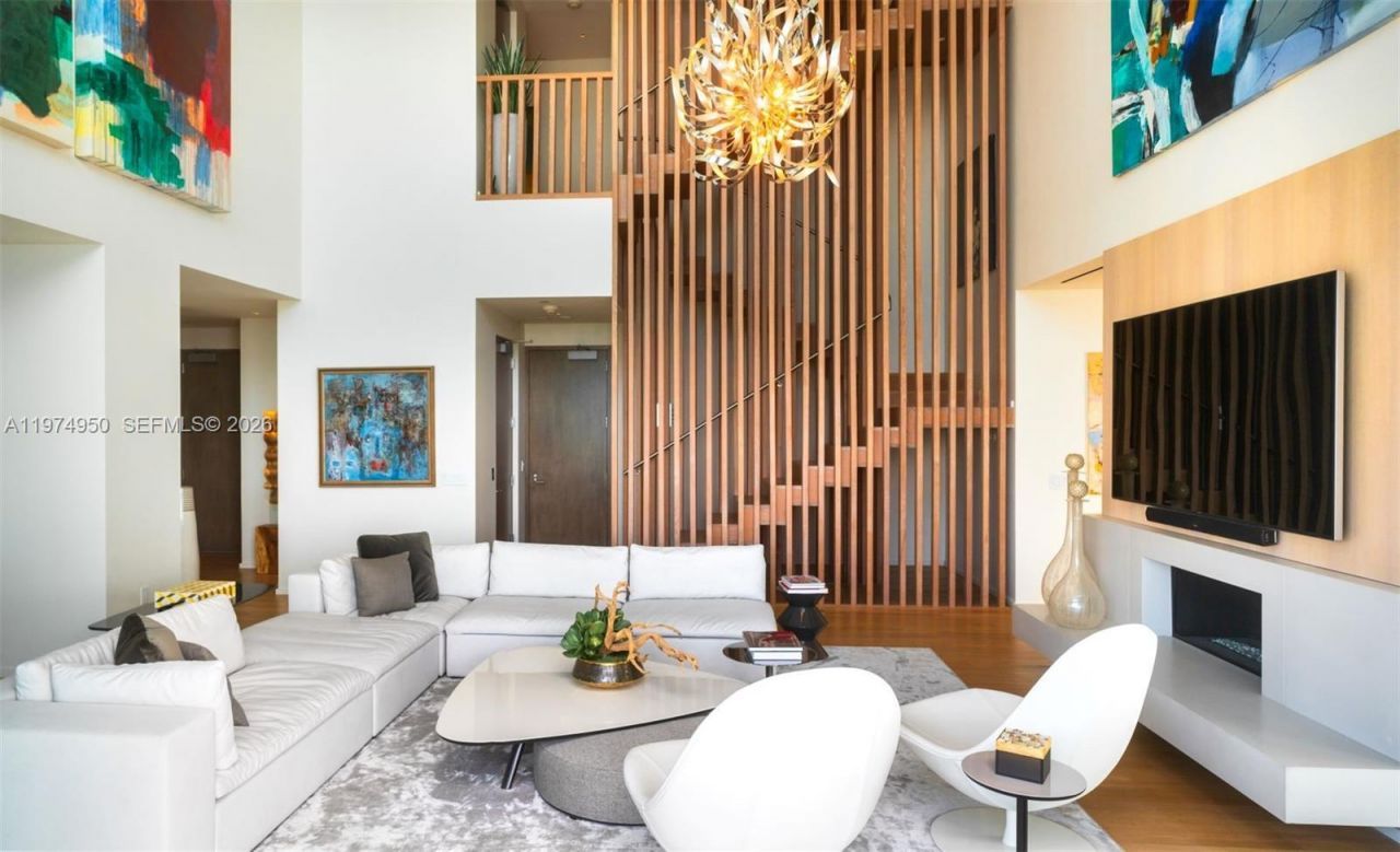 2901 E Collins Ave, Unit 1602, Miami Beach, FL 33140 Photo