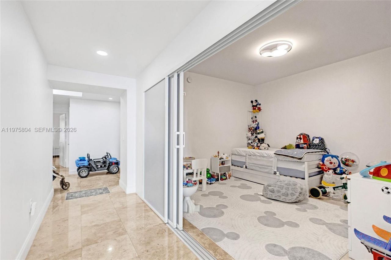 3330 NE 190th St, Unit 1212, Aventura, FL 33180 Photo