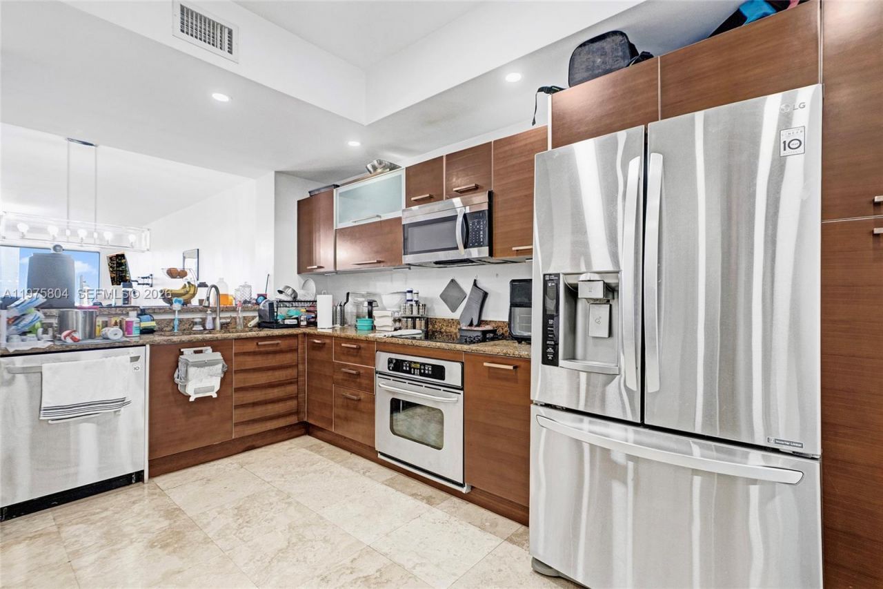 3330 NE 190th St, Unit 1212, Aventura, FL 33180 Photo