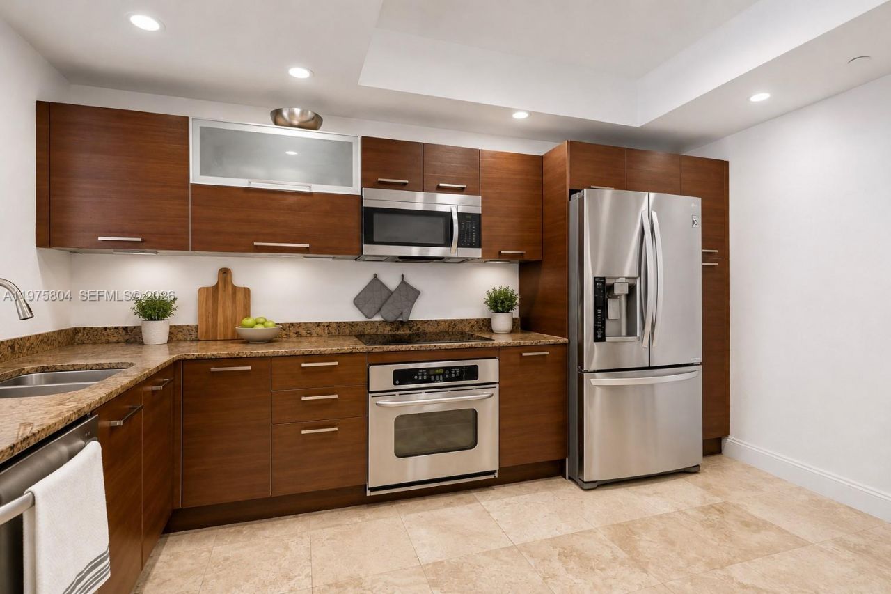 3330 NE 190th St, Unit 1212, Aventura, FL 33180 Photo