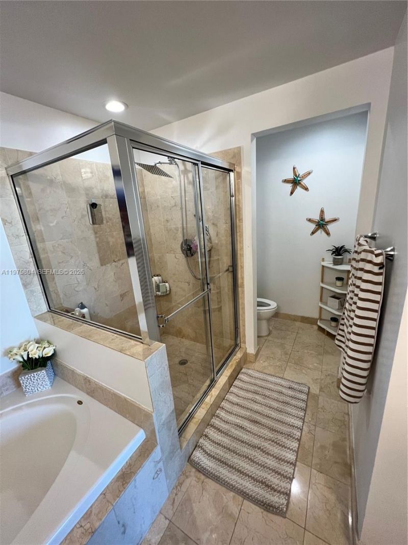 3330 NE 190th St, Unit 1212, Aventura, FL 33180 Photo
