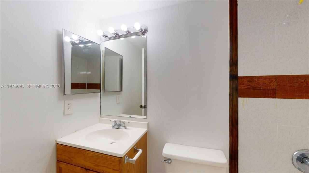 15600 SW 80th St , Unit L-202, Miami, FL 33193 Photo