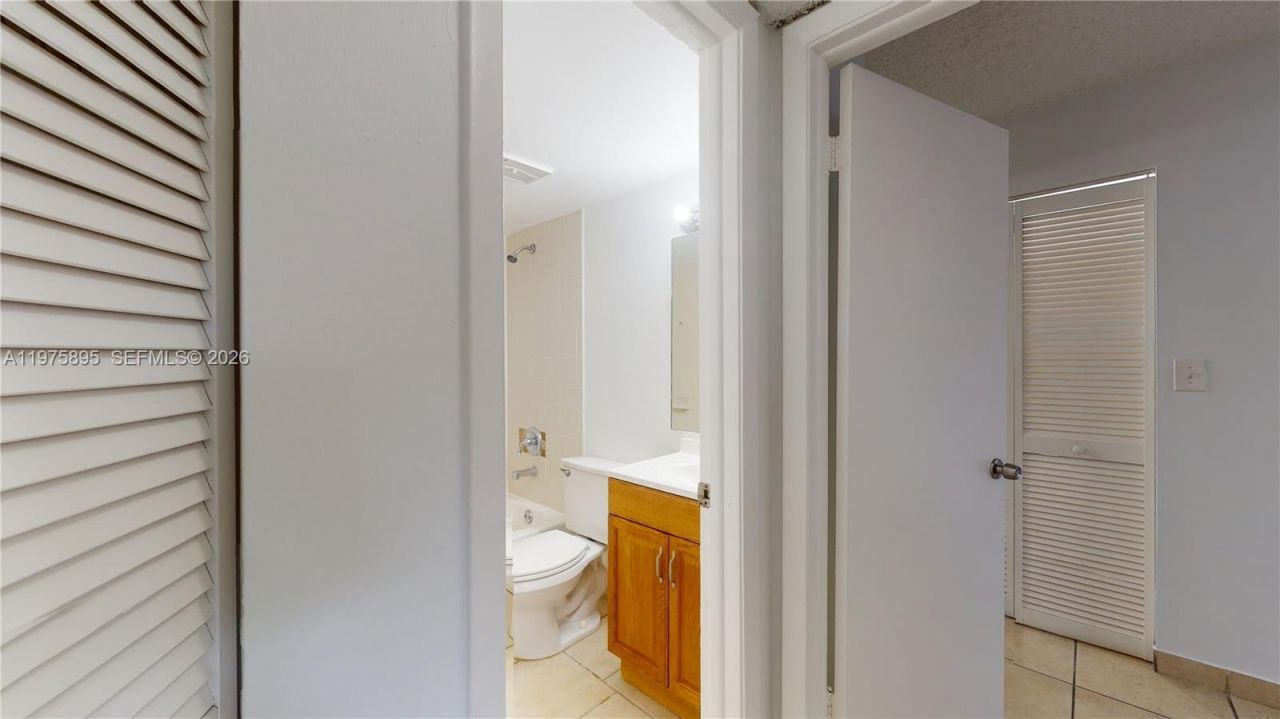 15600 SW 80th St , Unit L-202, Miami, FL 33193 Photo