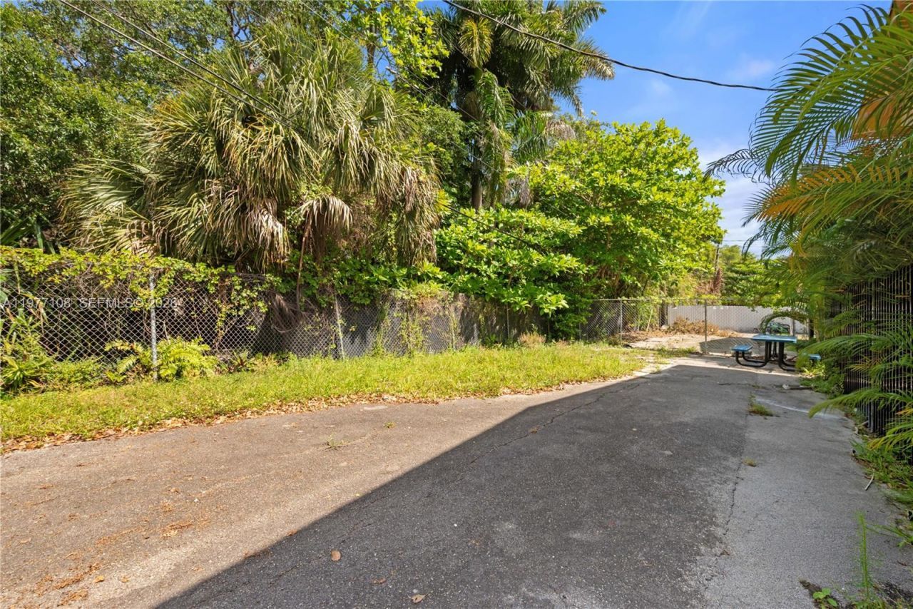 608 SW 16th Ave, Unit 1-4, Fort Lauderdale, FL 33312 Photo