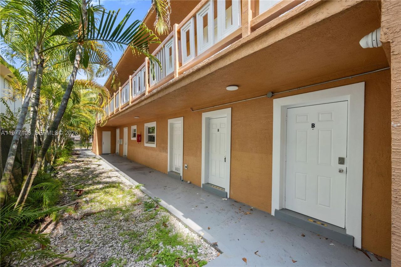 608 SW 16th Ave, Unit 1-4, Fort Lauderdale, FL 33312 Photo