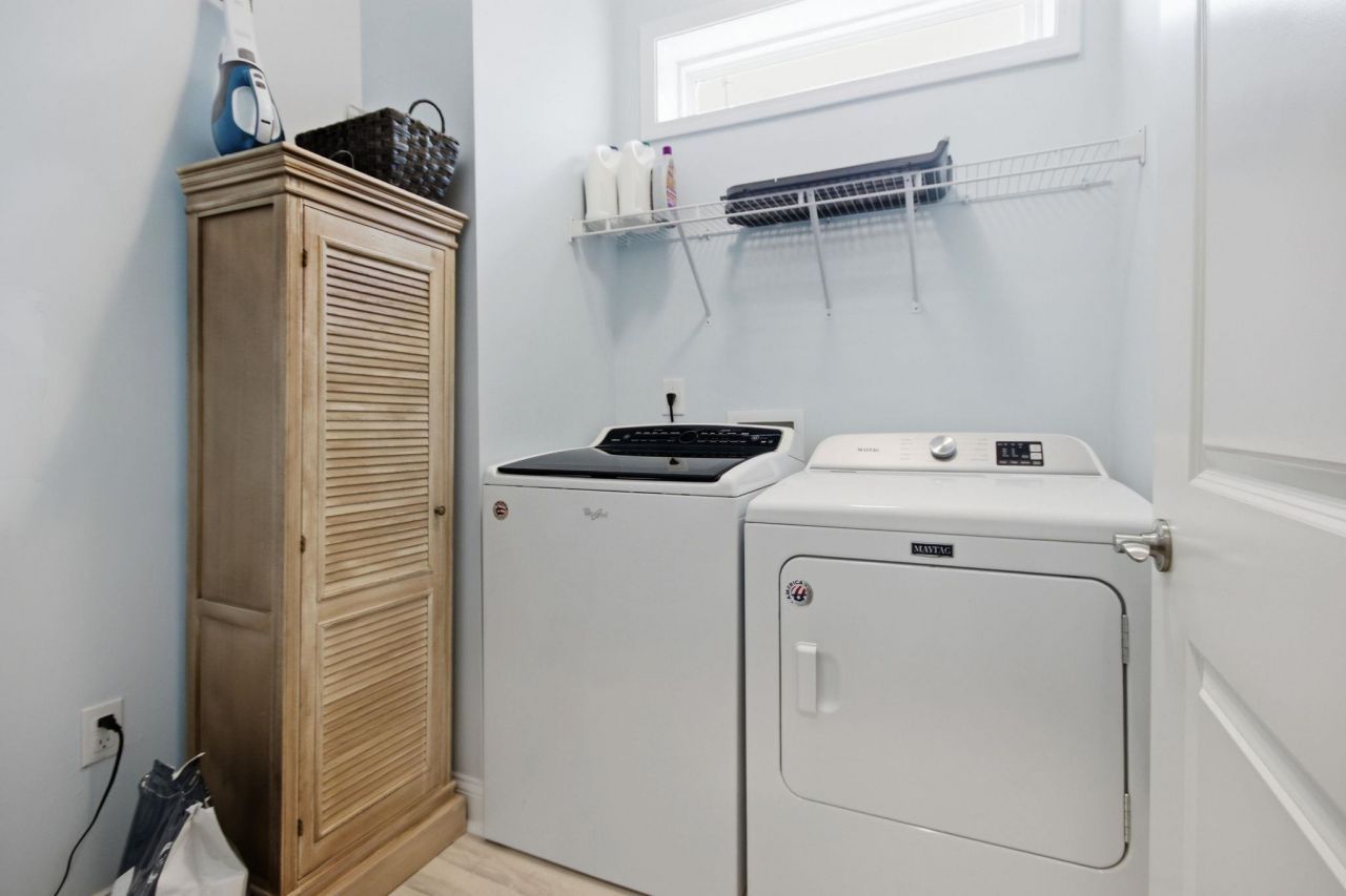 5952 Cremona Dr.  Photo 7