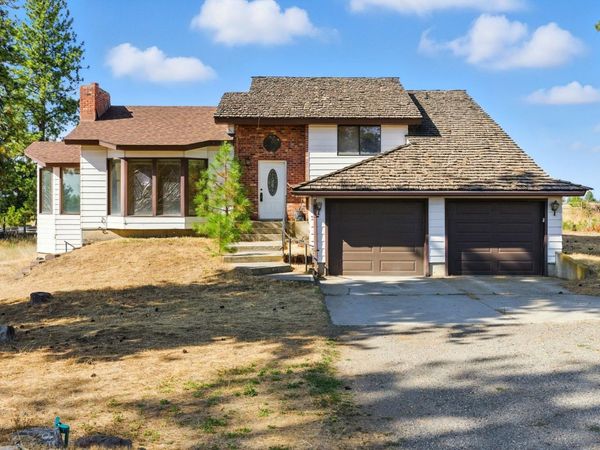 14510 W PINE BLUFF Rd, Nine Mile Falls, WA 99026