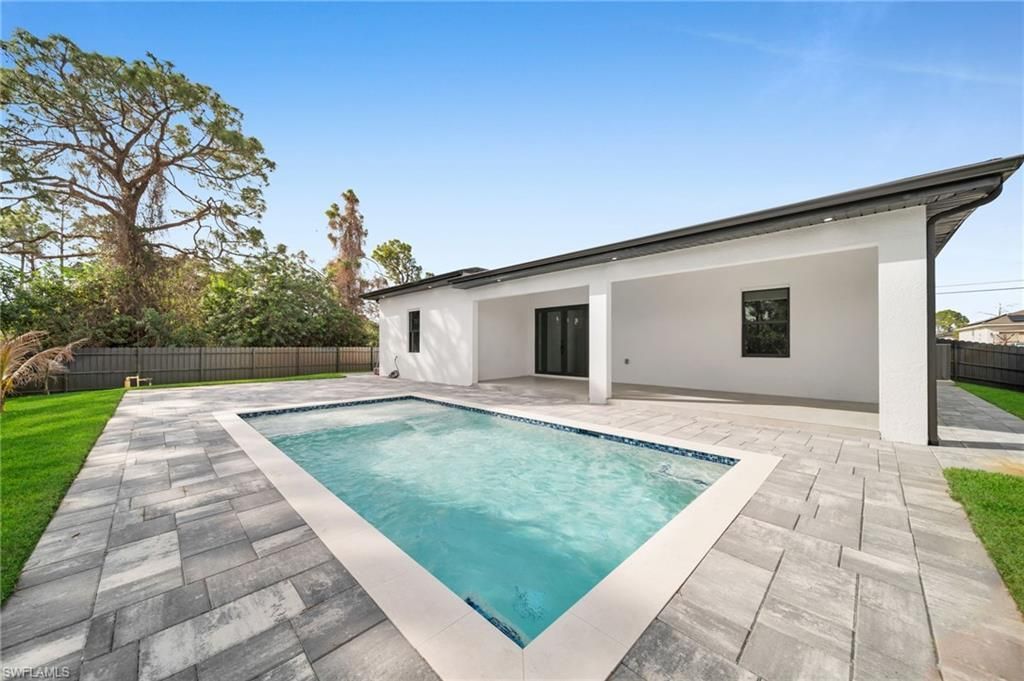 3611 2nd St Sw, Lehigh Acres, FL 33976 Photo