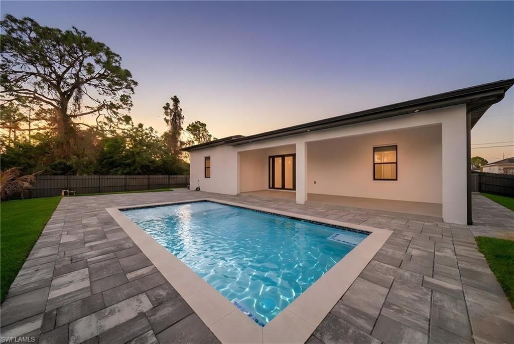 3611 2nd St Sw, Lehigh Acres, FL 33976 Photo