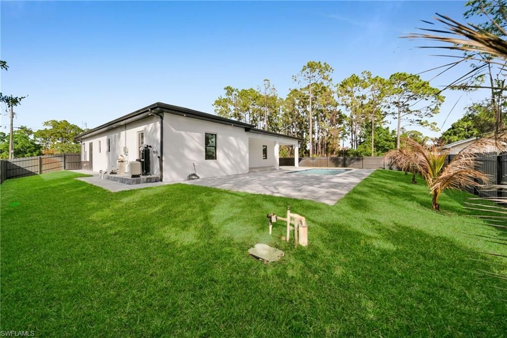 3611 2nd St Sw, Lehigh Acres, FL 33976 Photo