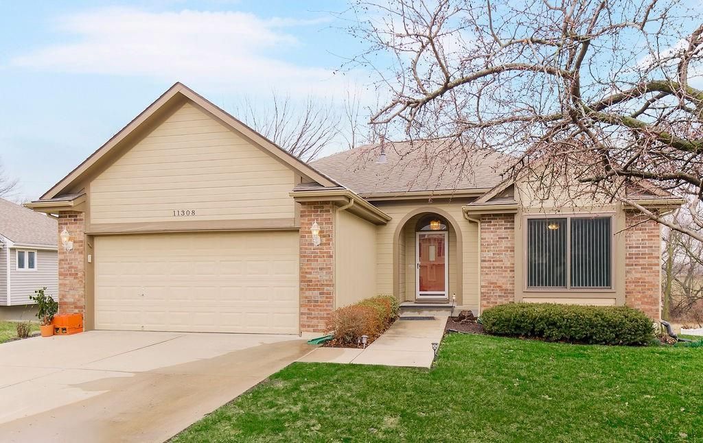 11308 N Holly Street, Kansas City, MO 64155 Main Photo