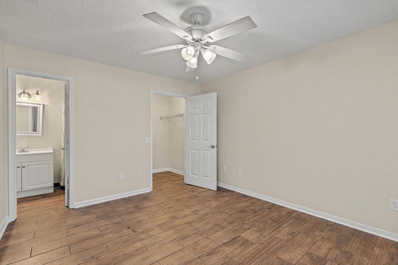 2011 N Highway 17 Photo 21