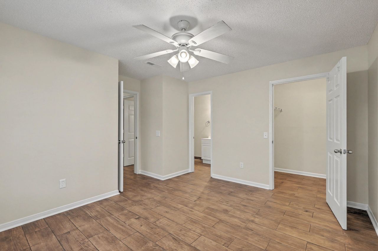 2011 N Highway 17 Photo 22