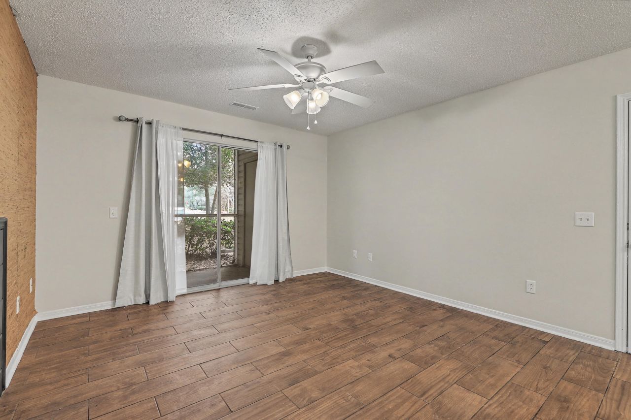 2011 N Highway 17 Photo 8