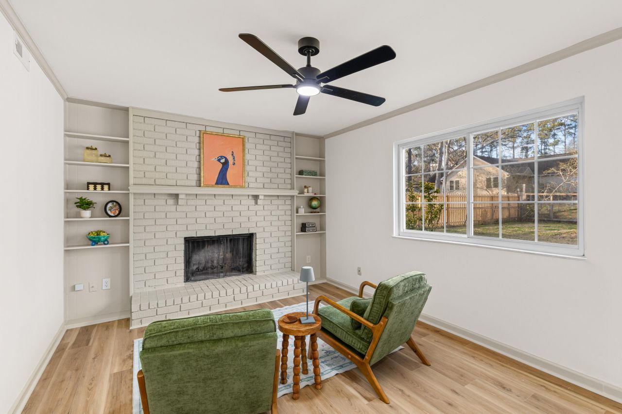 109 Woodthrush Road Photo 13