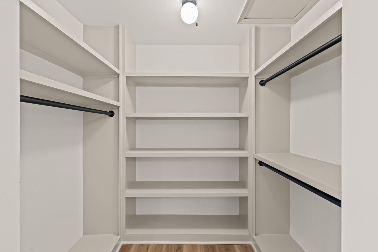 109 Woodthrush Road Photo 22