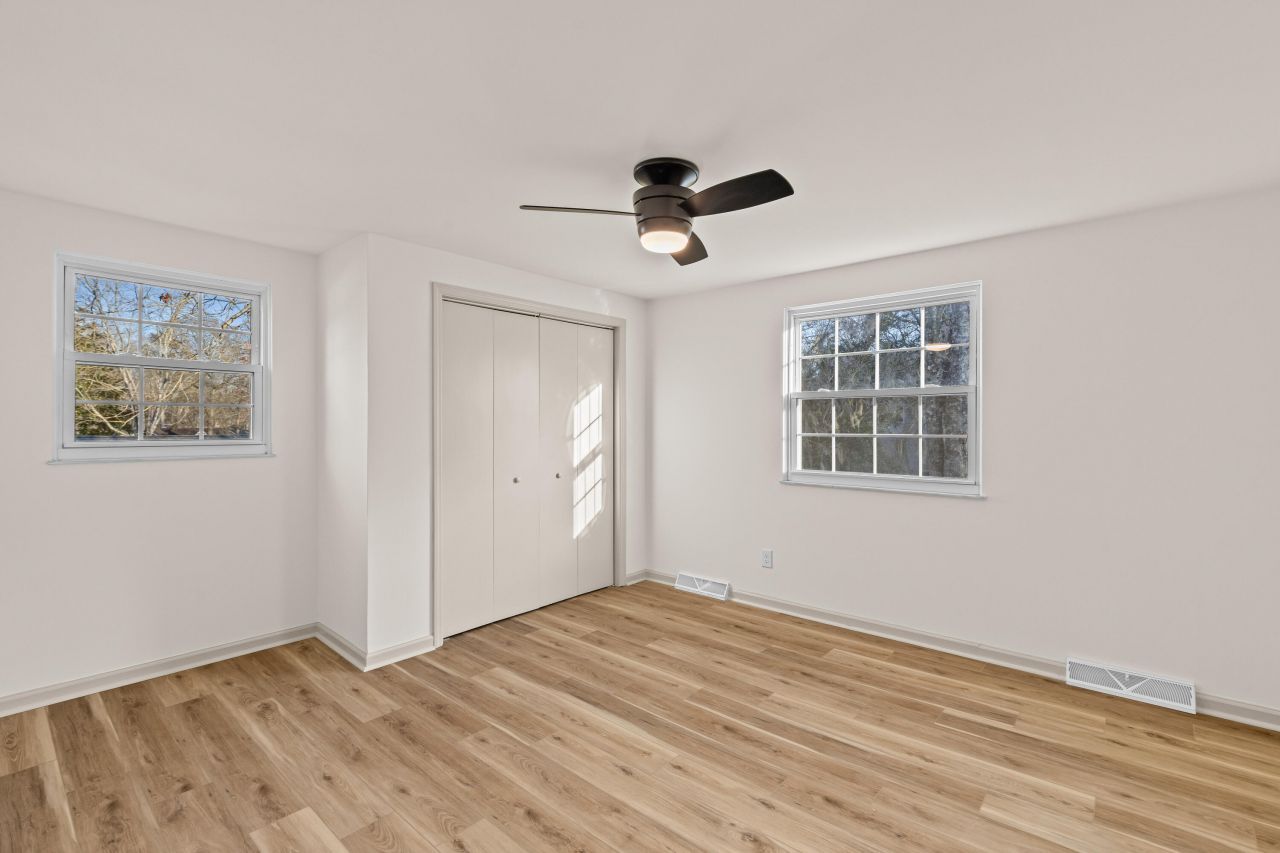 109 Woodthrush Road Photo 23