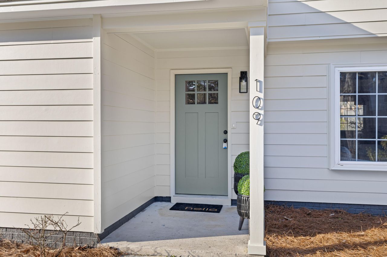 109 Woodthrush Road Photo 4