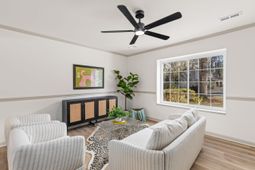 109 Woodthrush Road photo 4