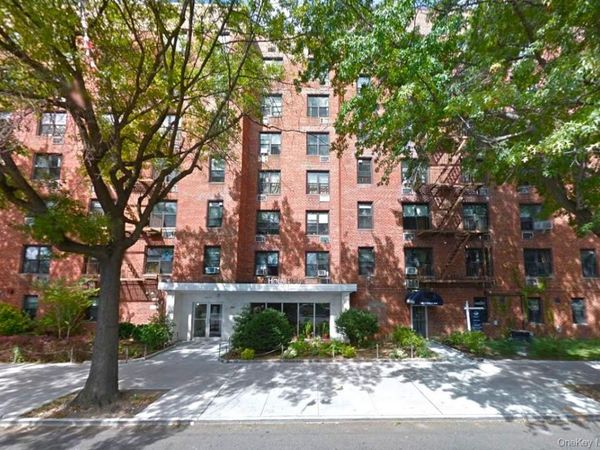 14015 Holly Avenue , Unit 4th FL, Flushing, NY 11355