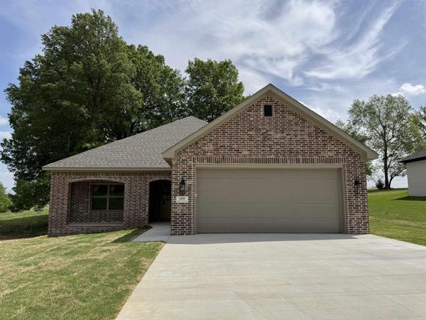 2005 N 8 1/2 Street, Paragould, AR 72450