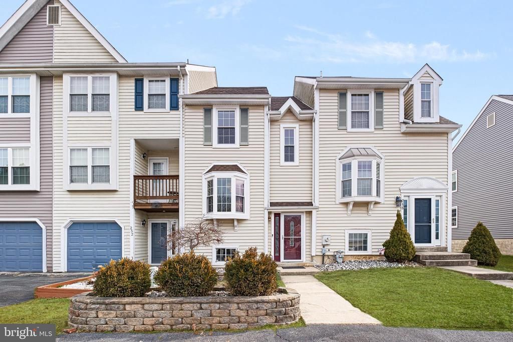 250 Palermo Drive, Bear, DE 19701 Main Photo