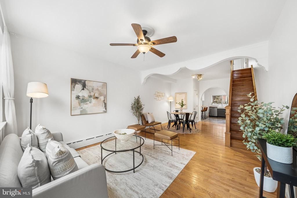 1846 S Chadwick Street, Philadelphia, PA 19145 Main Photo