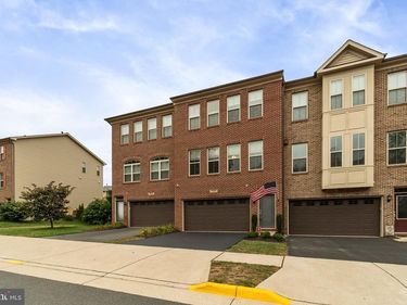 6654 BARTRAMS FOREST LANE, HAYMARKET, VA 20169