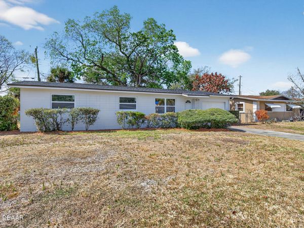 852 White Court, Daytona Beach, FL 32117