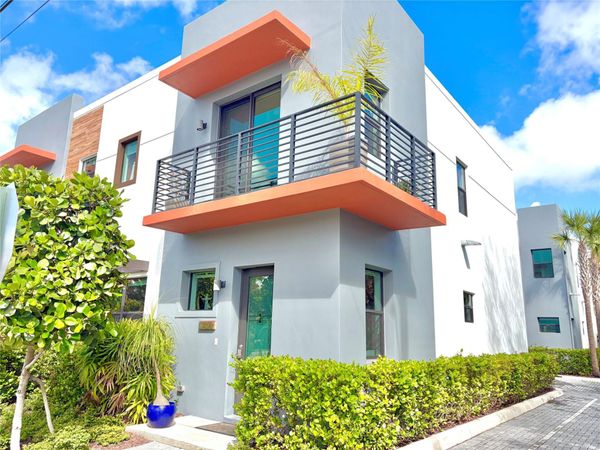 1047 NE 34th Ct, Unit 1047, Fort Lauderdale, FL 33334