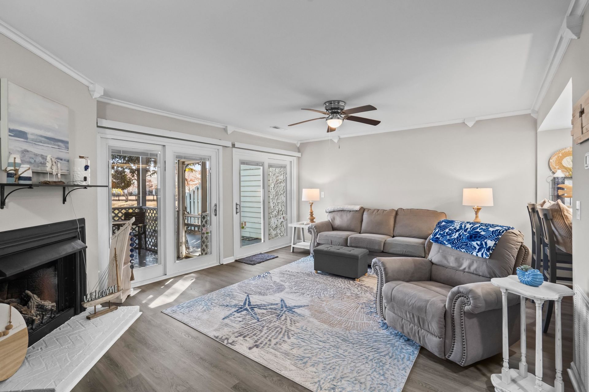 23 Shadow Moss Pl. Photo 12